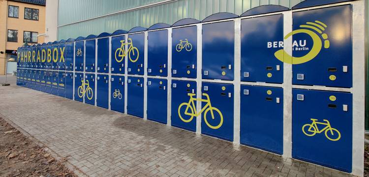 Beschriftung Fahrradboxen Bernau